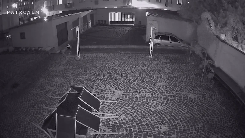 Noční záběr s IR přísvitem – PATRONUM